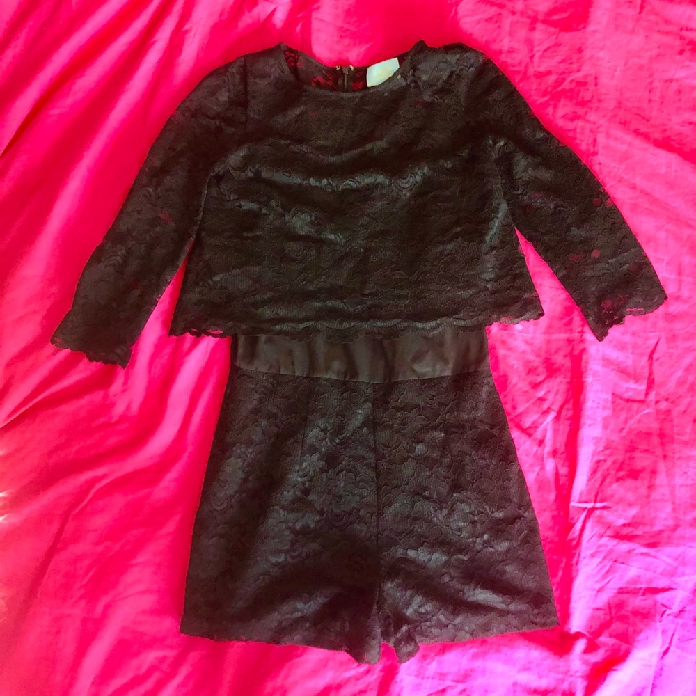 CeCe Fancy Black Lace Long-Sleeved Romper